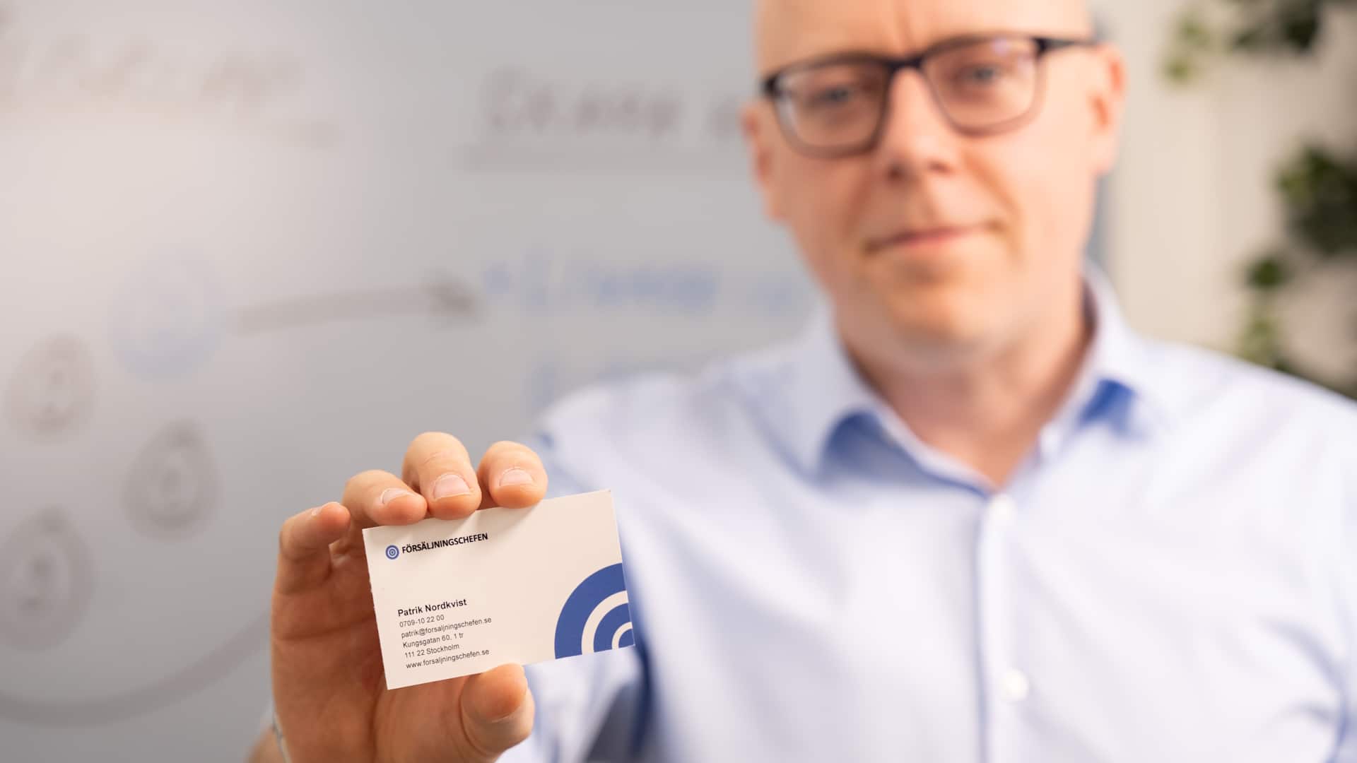 Visitkort med Titlar på säljare, ledare inom försäljning